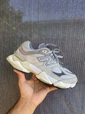 New Balance 9060 Rain Cloud Castlerock U9060GRY Men's Size 7.5